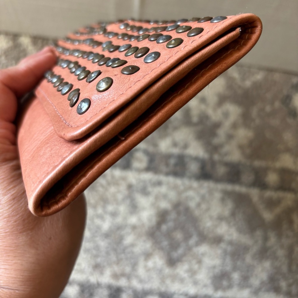 Viola Castellani Women's Vintage Italian Leather Studded Trifold Clutch Wallet - Picture 11 of 15